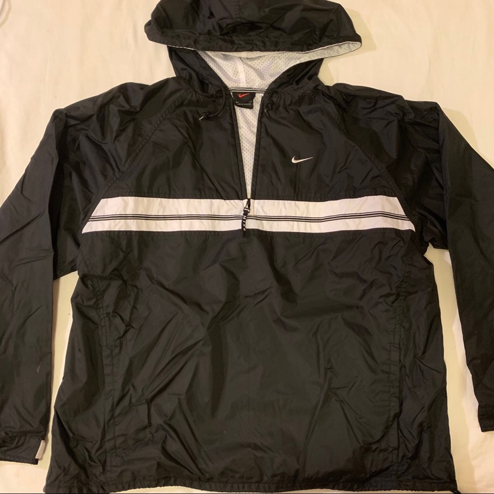 Nike Quarter-Zip Windbreaker 💨